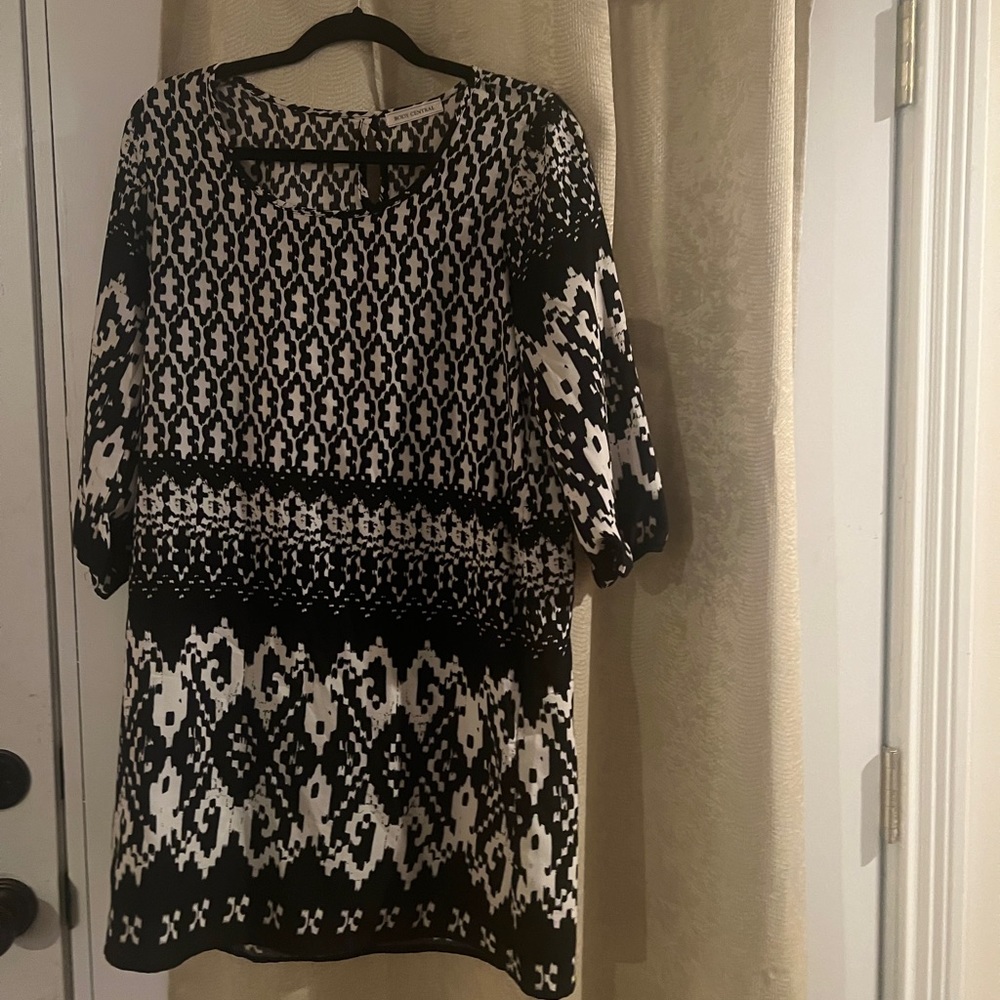 Size medium Body Central